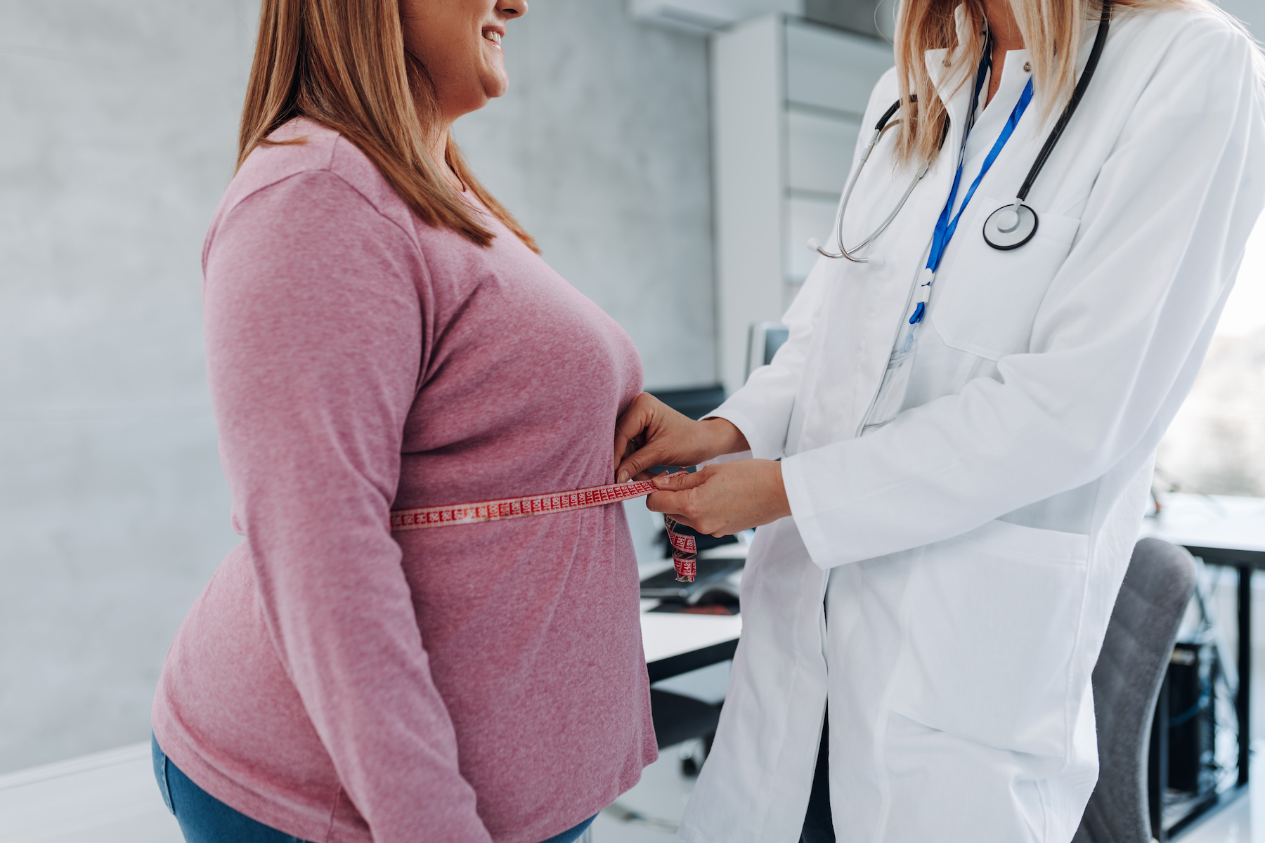 HRT and Weight Management: How Balancing Hormones Affects Fat Loss